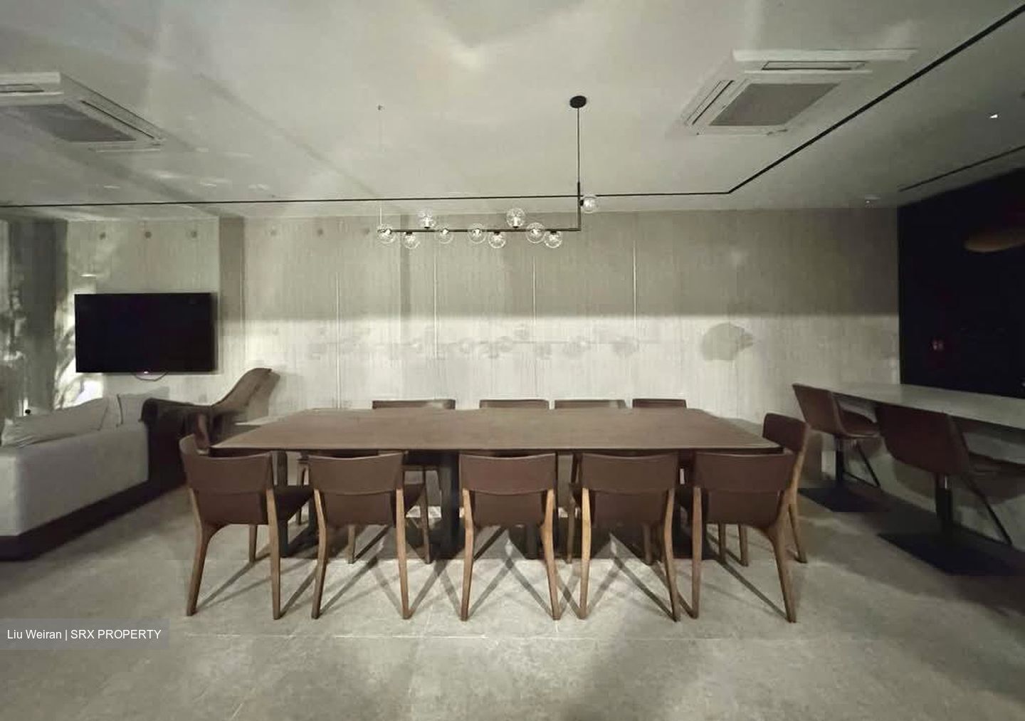 Tenet (D18), Condominium #539966941